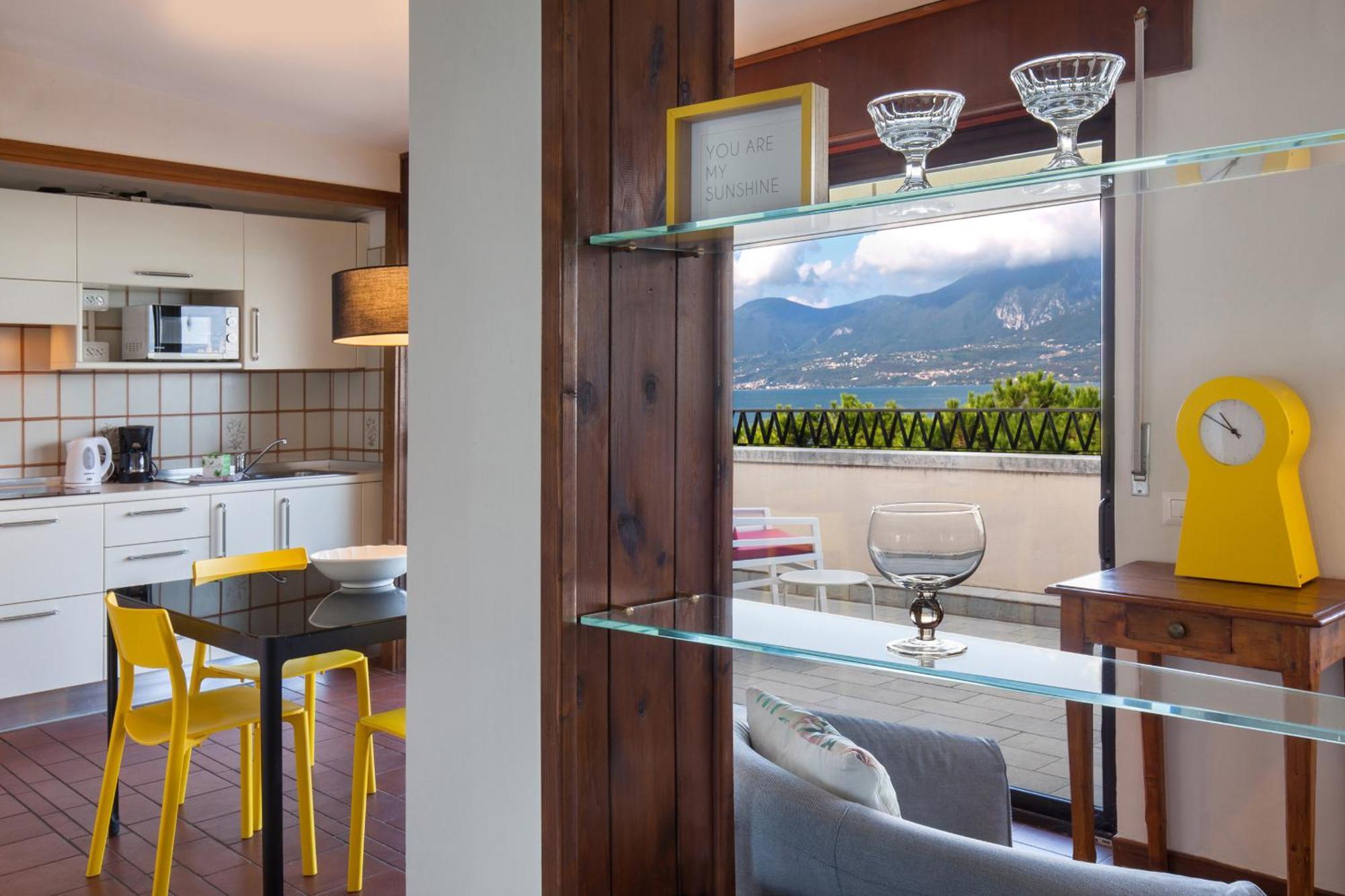 Watercolor Loft Apartman Torri del Benaco Kültér fotó